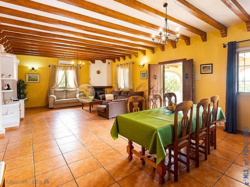 4 bedroom Villa for sale