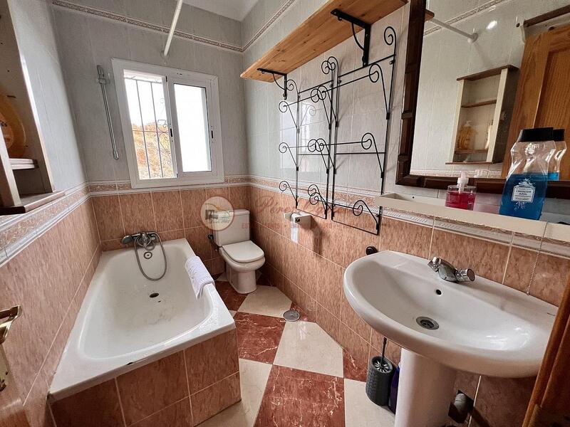 4 chambre Auberge à louer à long terme