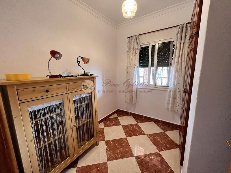 4 chambre Auberge à louer à long terme