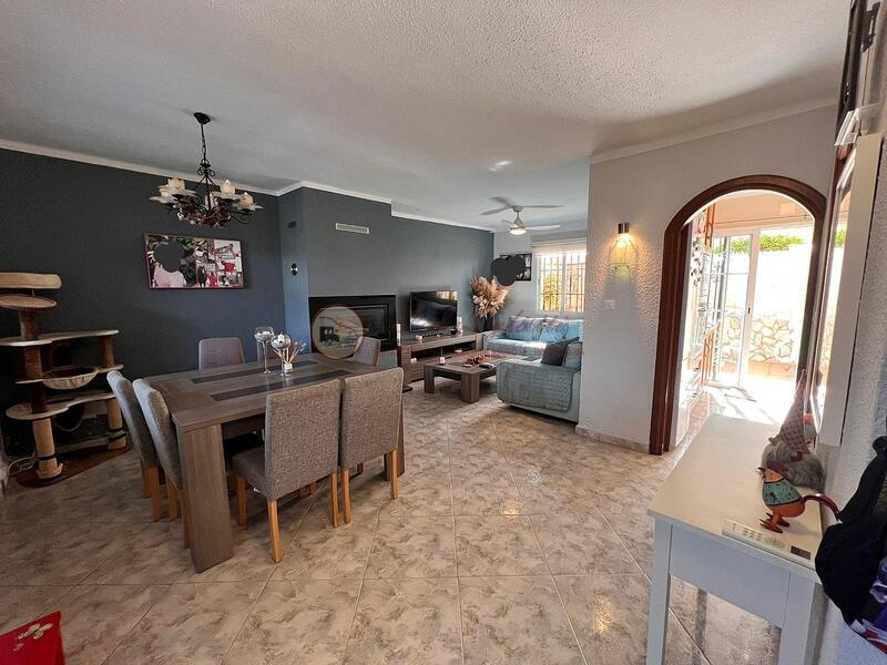 3 sovrum Villa till salu