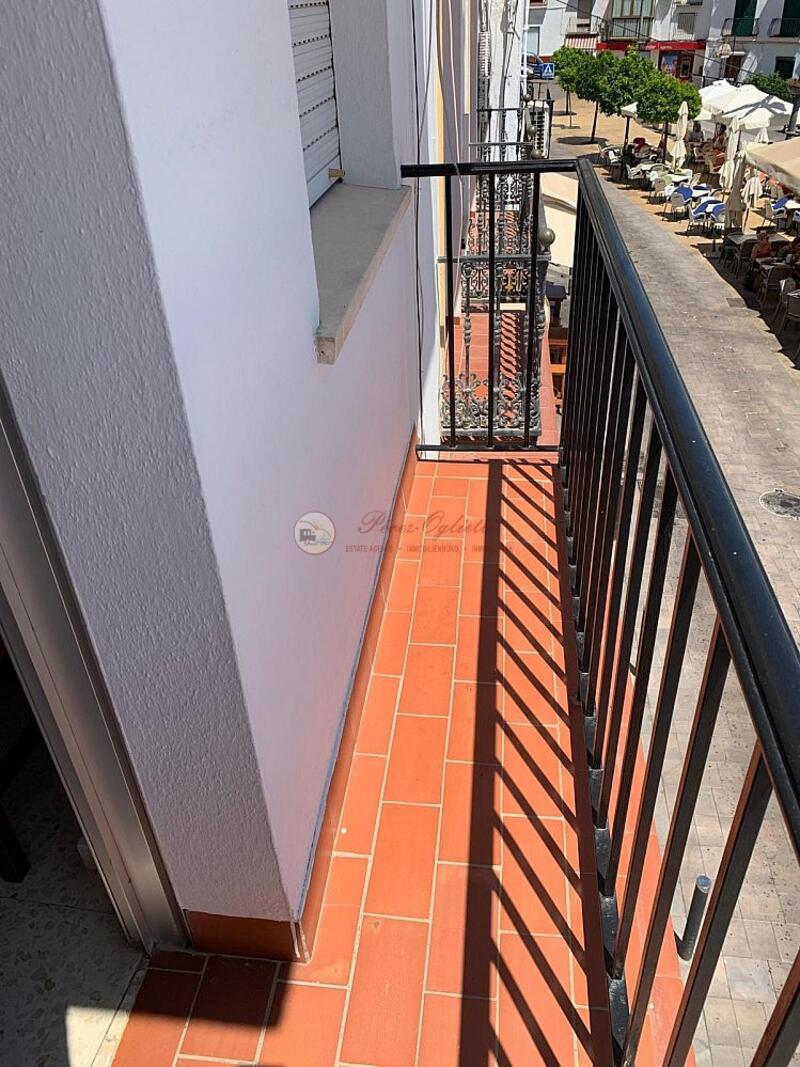 4 bedroom Apartment for sale