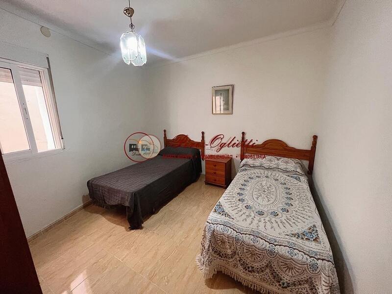 2 bedroom Apartment for Long Term Rent