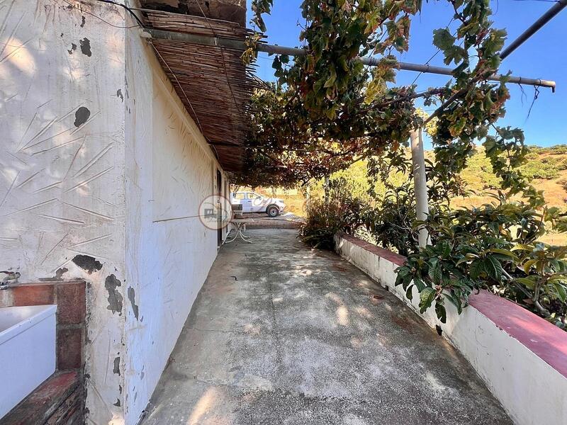 6 bedroom Country House for sale