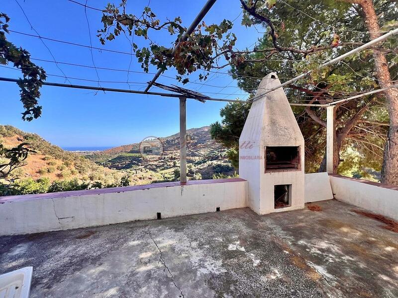6 bedroom Country House for sale