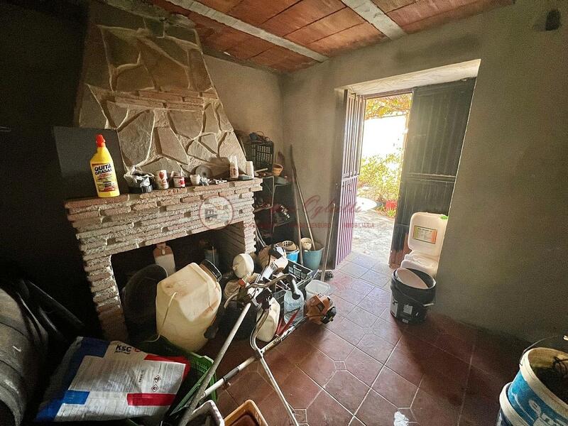 6 bedroom Country House for sale