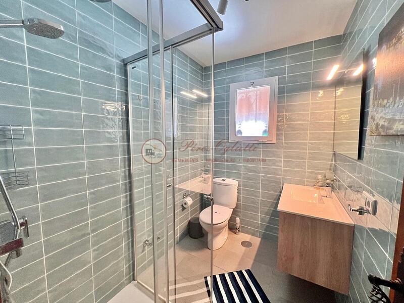 3 bedroom Country House for sale 3 bedroom Country House for sale