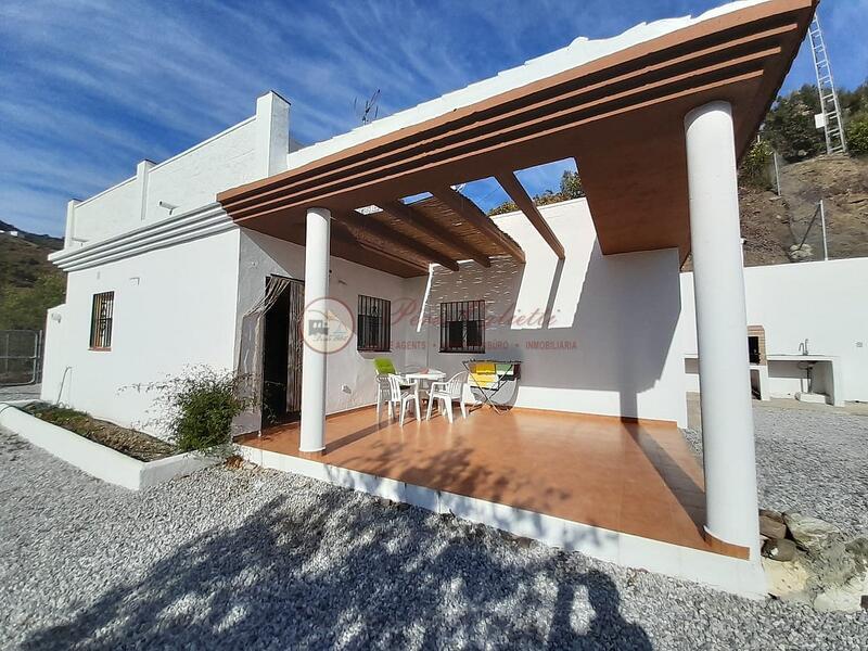 3 soveværelse Byhus til langtidsleje