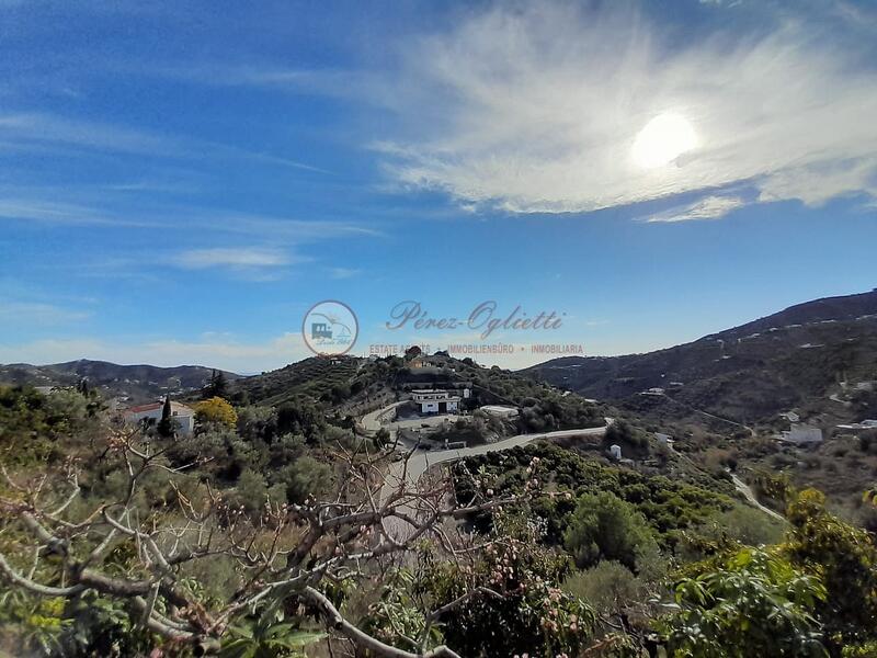 3 soveværelse Byhus til langtidsleje