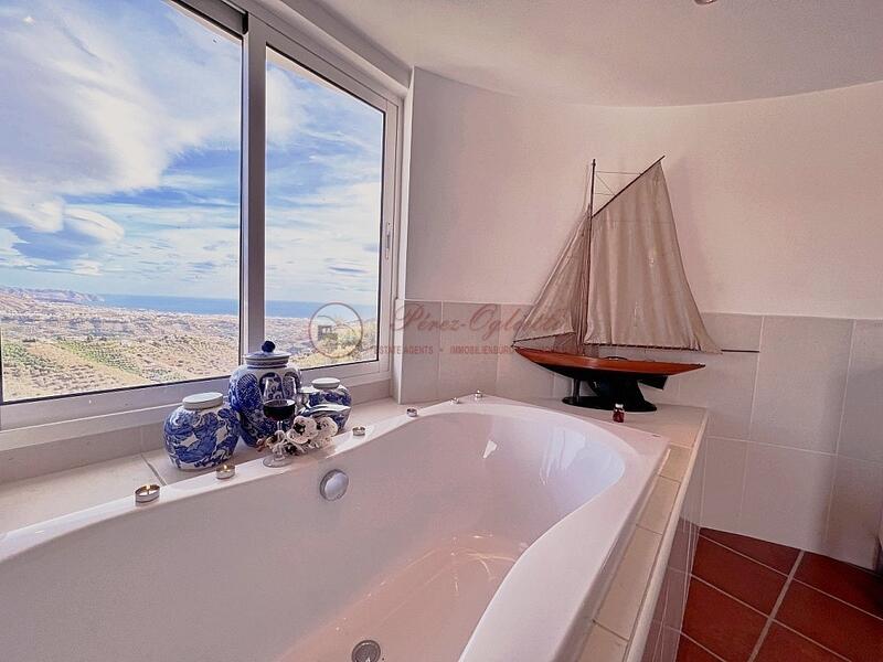 5 bedroom Villa for sale 5 bedroom Villa for sale