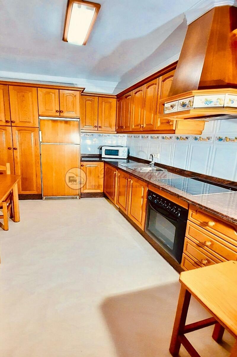 3 sovrum Radhus för långsiktig hyra 3 sovrum Radhus för långsiktig hyra