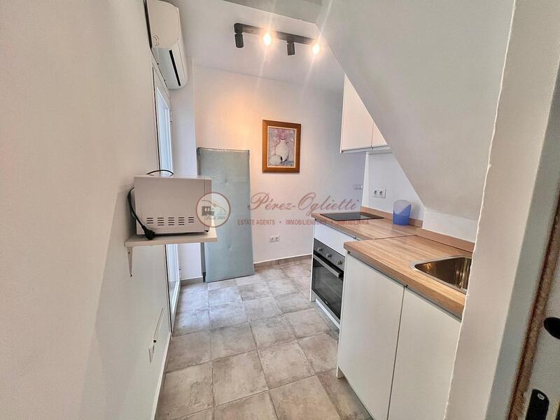 1 bedroom Townhouse for Long Term Rent