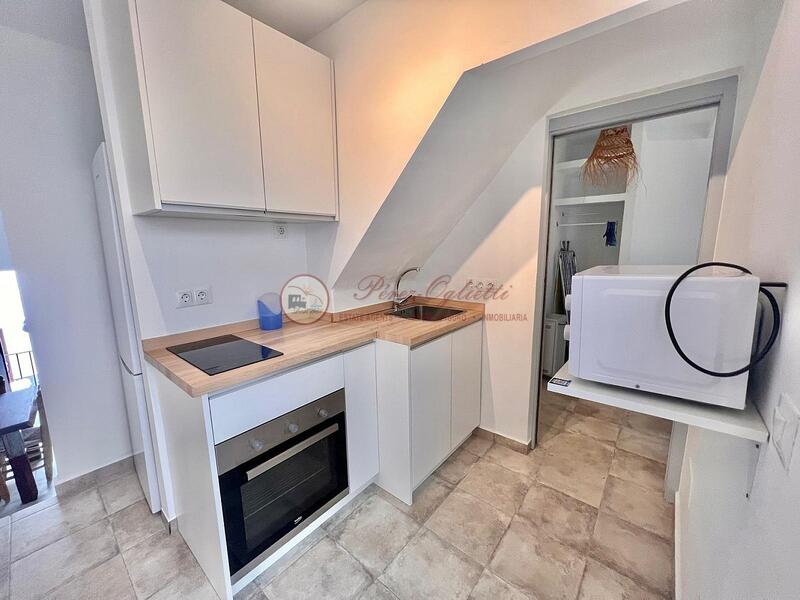 1 bedroom Townhouse for Long Term Rent