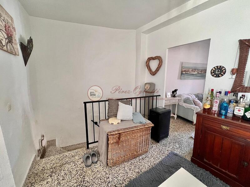 2 bedroom Townhouse for Long Term Rent