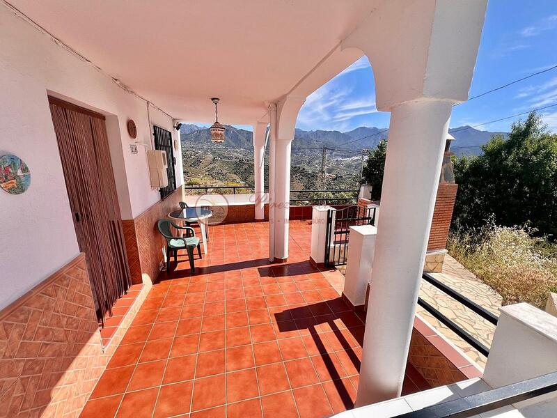 4 bedroom Villa for sale in Torrox, Málaga