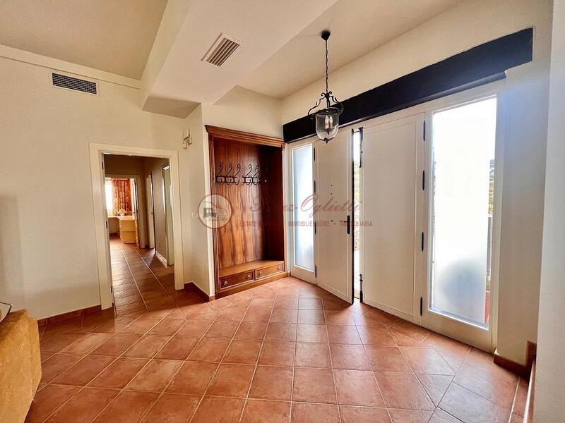 3 bedroom Villa for sale 3 bedroom Villa for sale