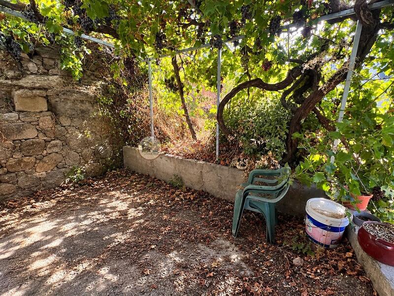 1 bedroom Country House for sale 1 bedroom Country House for sale