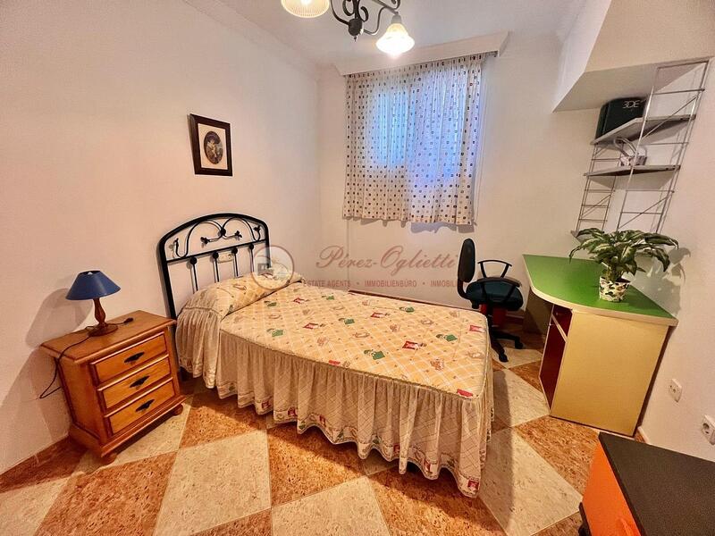 3 bedroom Apartment for Long Term Rent