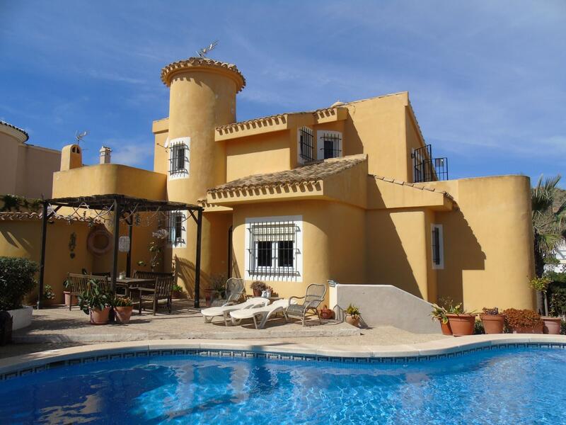 Villa til salg i Palos de la Frontera, Huelva