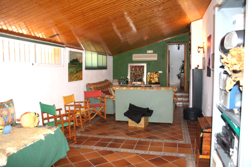 4 bedroom Villa for sale
