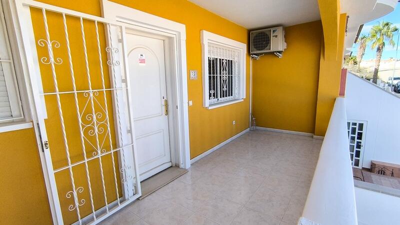 3 Schlafzimmer Stadthaus zu verkaufen