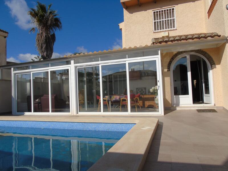 3 bedroom Villa for sale