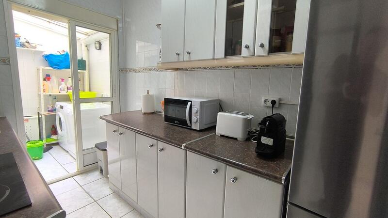 3 slaapkamer Gezinswoning Te koop