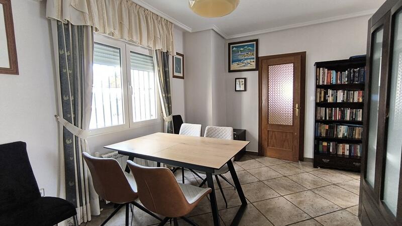 3 Cuarto Villa en venta