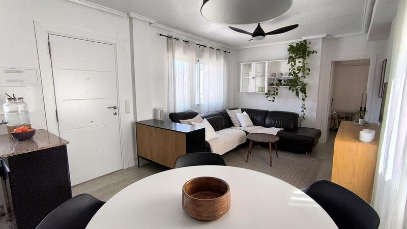 2 soverom Grottehuset til salgs