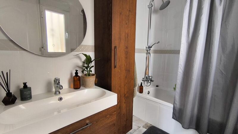2 soverom Grottehuset til salgs