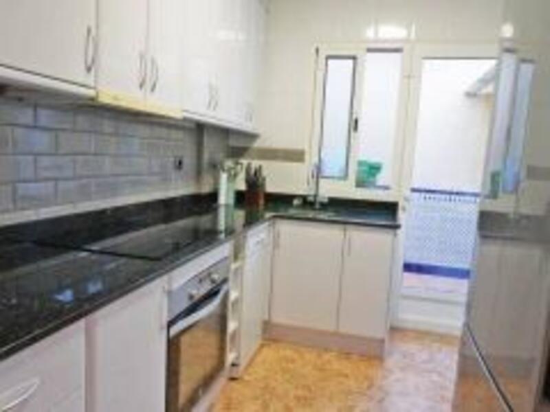 2 bedroom Townhouse for sale