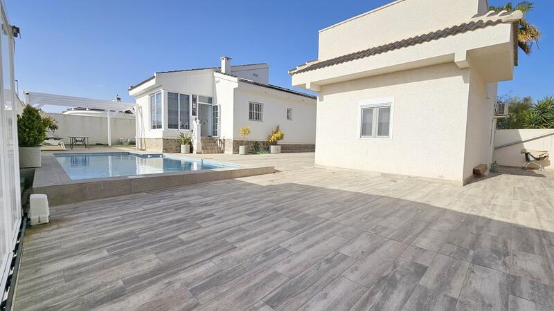 4 chambre Villa à vendre