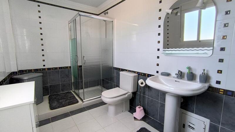 4 bedroom Villa for sale