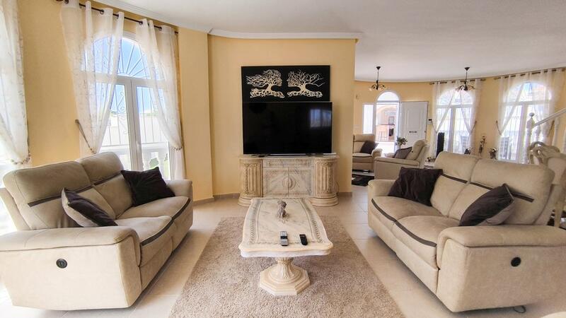 4 bedroom Villa for sale
