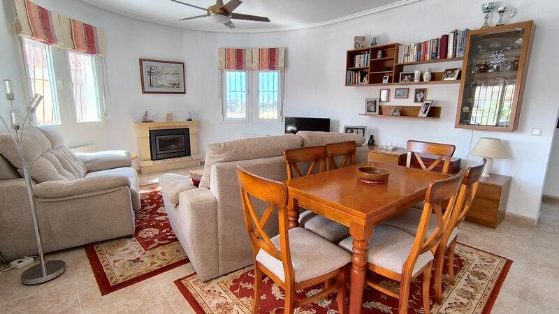 3 Cuarto Villa en venta