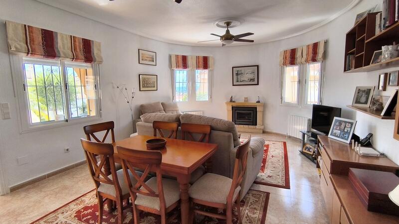 3 Cuarto Villa en venta
