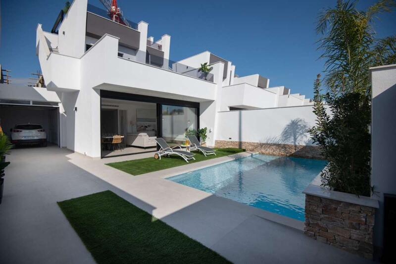 Villa til salg i Santiago de la Ribera, Murcia