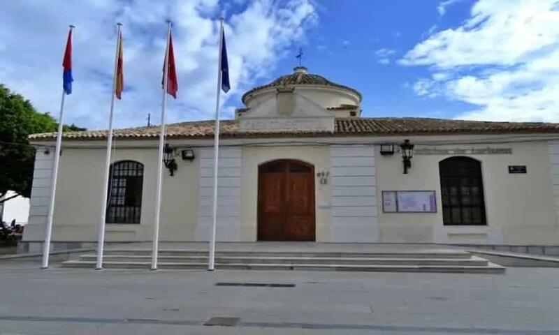 2 bedroom Commercial Property for sale