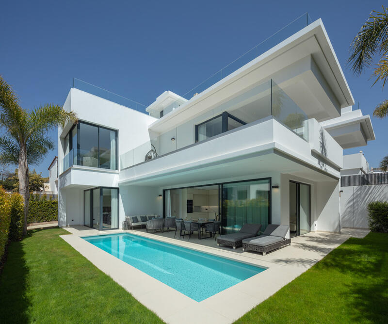 Villa til salg i Marbella, Córdoba