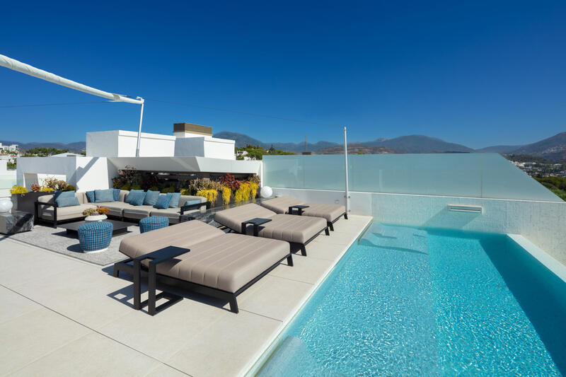 Cave House for sale in Marbella, Córdoba