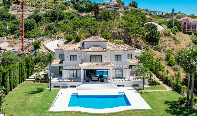 Villa en venta en Benahavis, Málaga