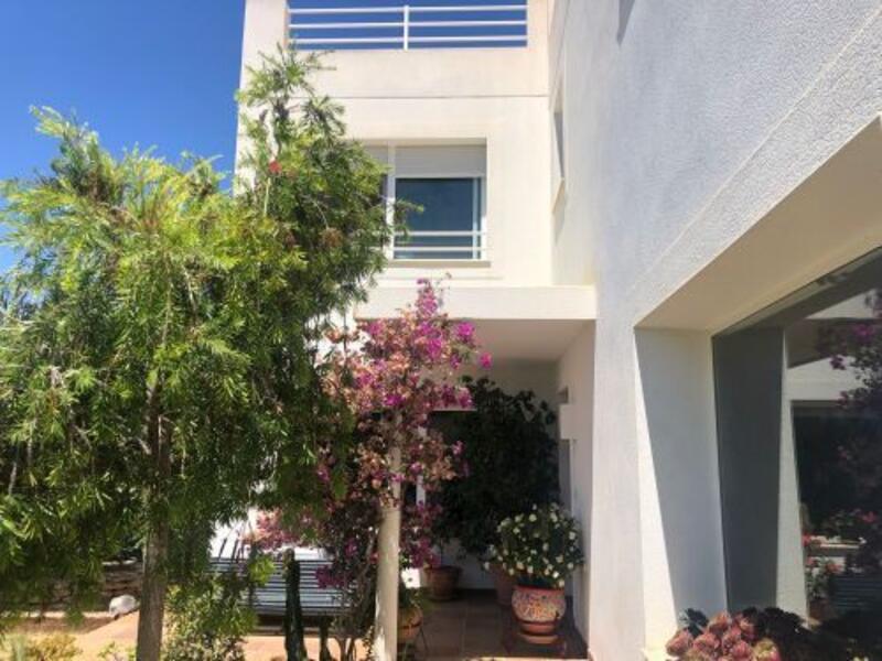 5 Cuarto Villa en venta