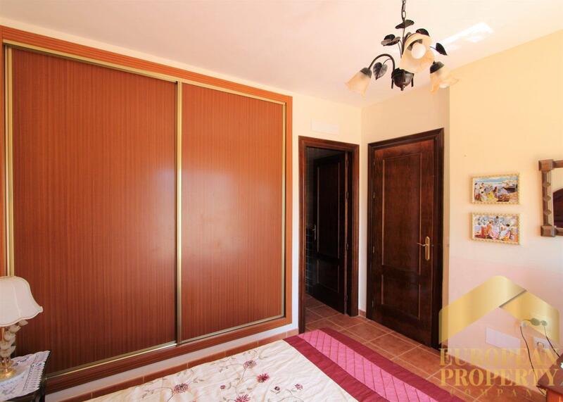 3 Cuarto Villa en venta