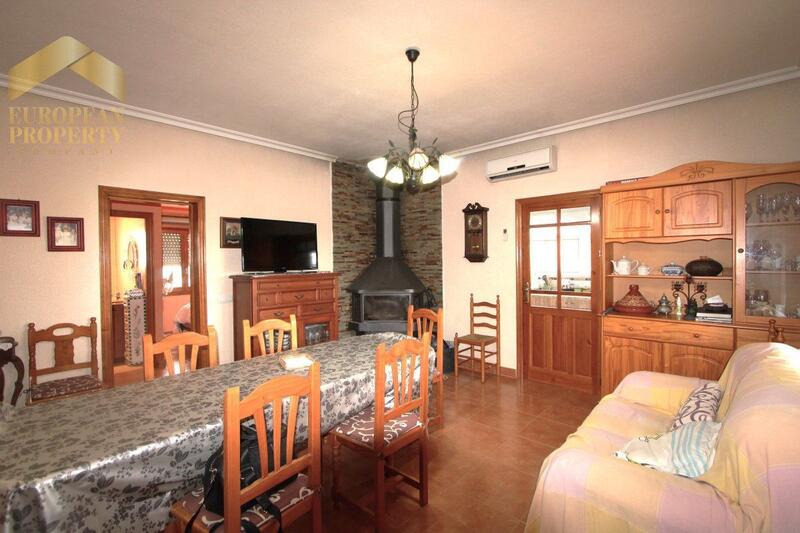 4 Cuarto Villa en venta