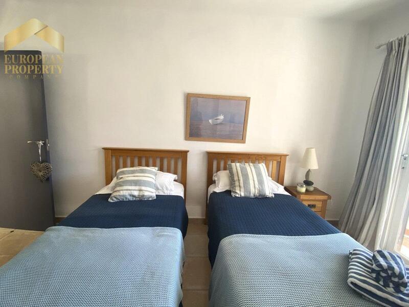 4 Schlafzimmer Villa zu verkaufen