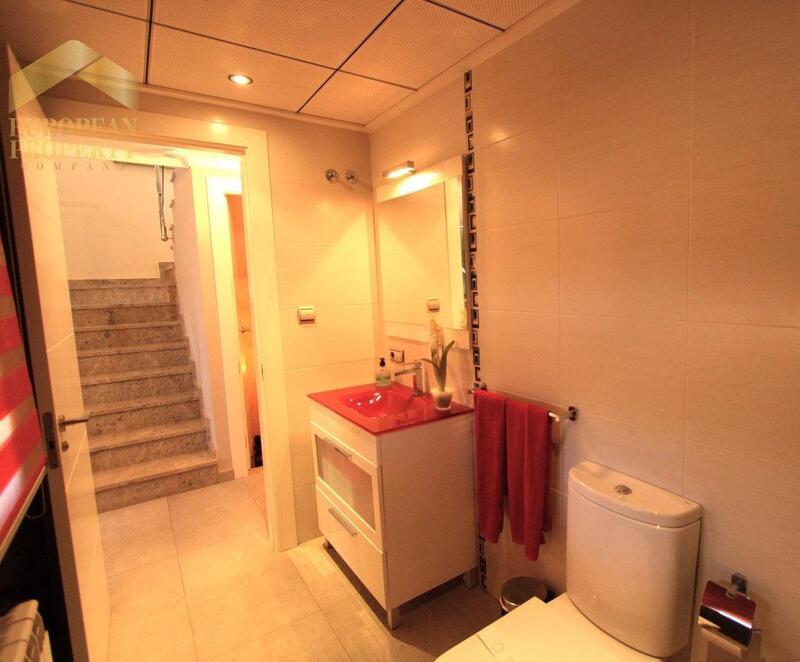 4 Cuarto Dúplex en venta