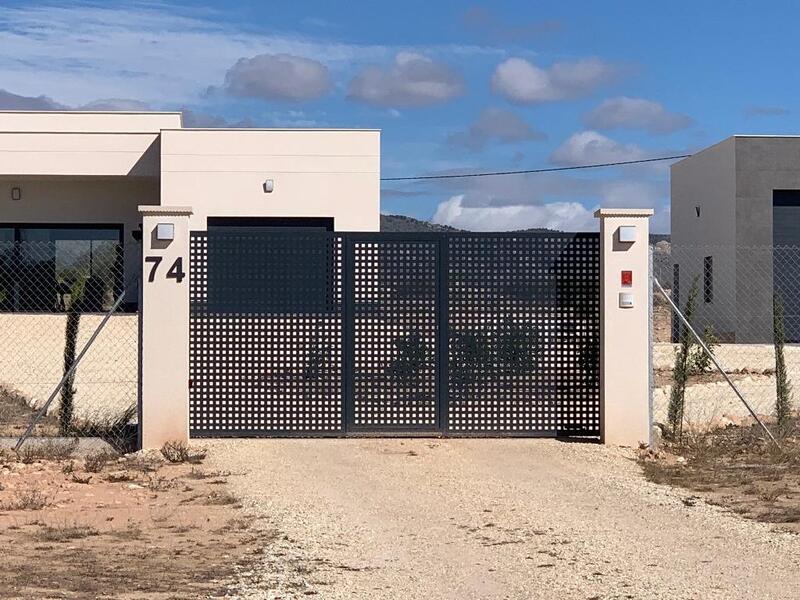 4 bedroom Villa for sale
