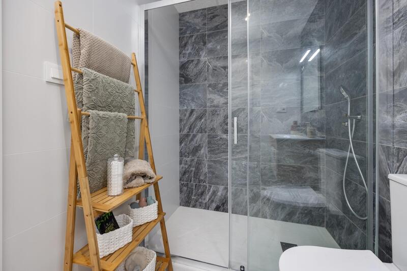 2 slaapkamer Appartement Te koop