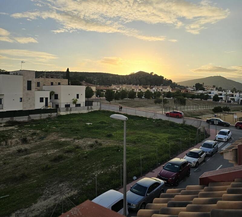 3 bedroom Townhouse for sale