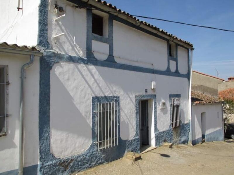 Rekkehus til salgs i Santa Cruz de la Sierra, Cáceres