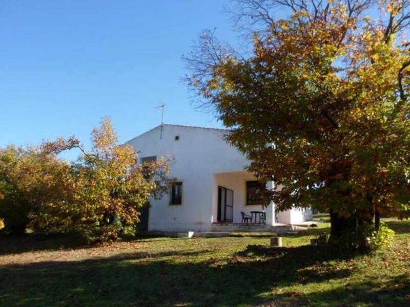 Country House for sale in Las Casiñas, Cáceres